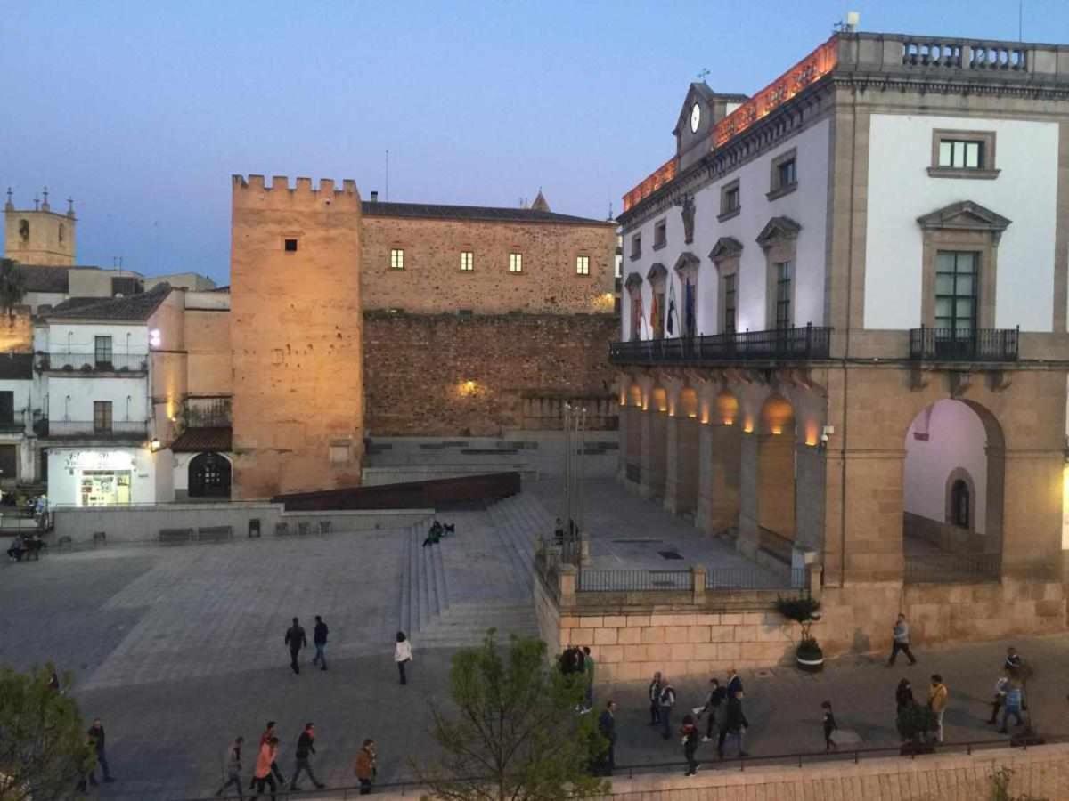 Kubik Apartamentos K1 Caceres Exterior photo